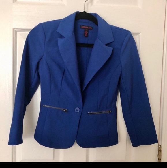 Blazer - Picture 5 of 7